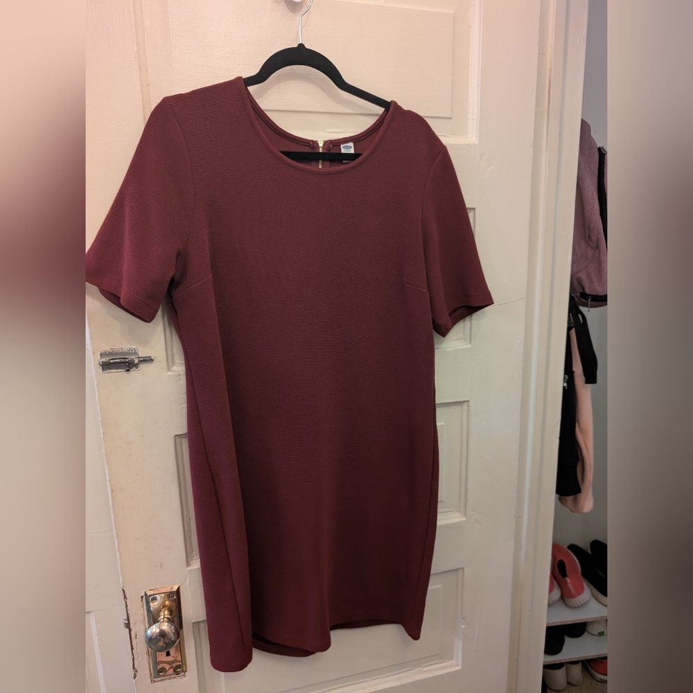 Old Navy Knit Ponte dress ribbed large Burgundy
